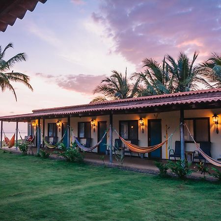 Beach Break Hotel & Surf Camp De Плайя-Венао Екстер'єр фото